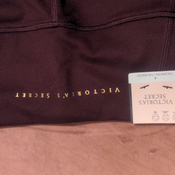 Victoria's Secret leggings - Picture 3 of 6